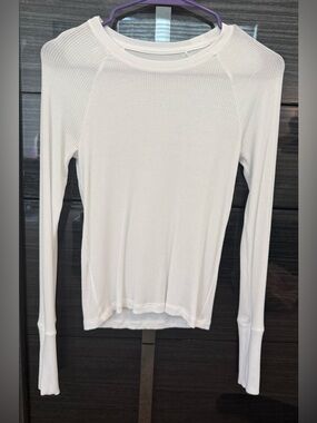 OFFLINE By Aerie Thumbs Up Fitted
Ribbed T-Shirt - White Size XS